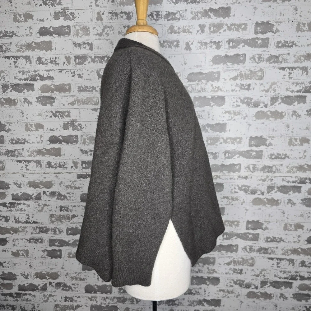 Allsaints Sweater Womens Sz L Crew Neck Oversized Asymmetrical Hem Wool Yak Gray - Picture 2 of 13